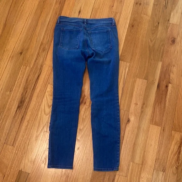 Loft size 2 petite skinny jeans - Picture 2 of 4